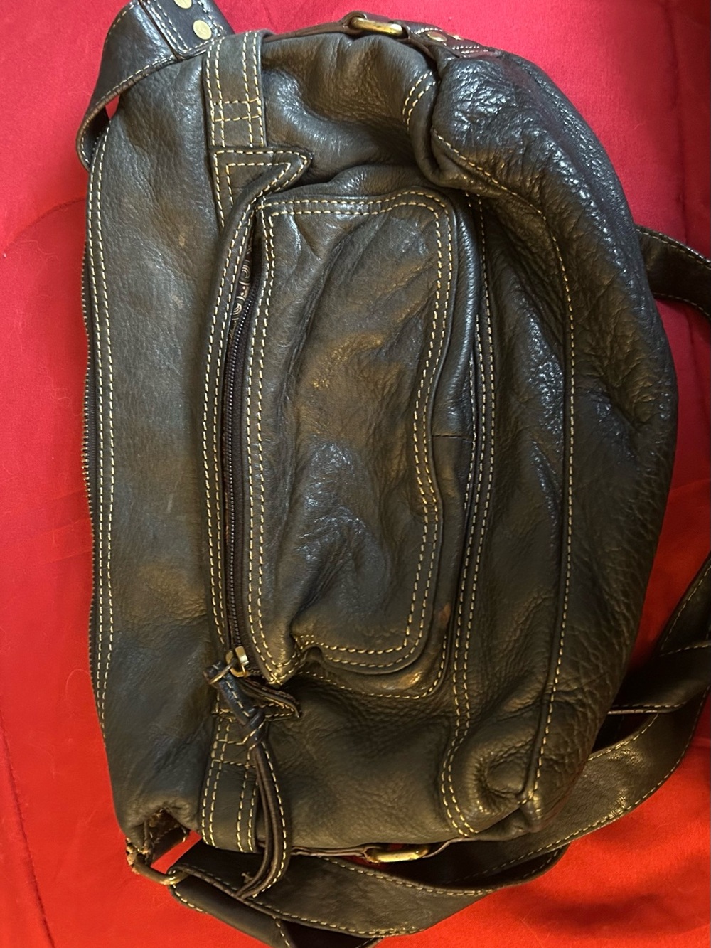 Men's Black Leather Crossbody Bag - Classic Stitch Detail